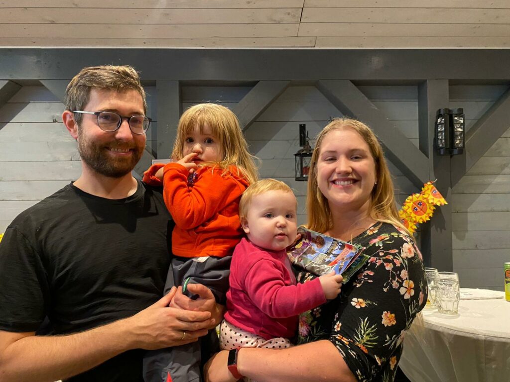 Familienfoto vom Nachbarschaftsfest