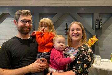 Familienfoto vom Nachbarschaftsfest