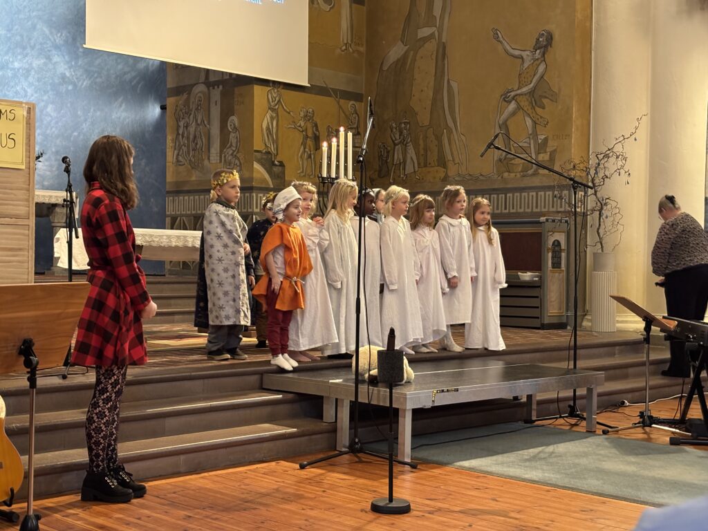 Emma im Kinderchor